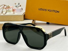 Picture of LV Sunglasses _SKUfw55794530fw